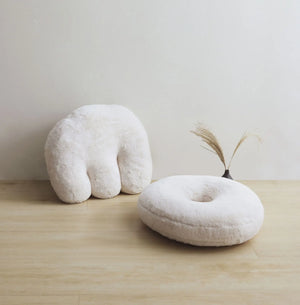 VILZSTUDIOS White 3D Cute Cushions