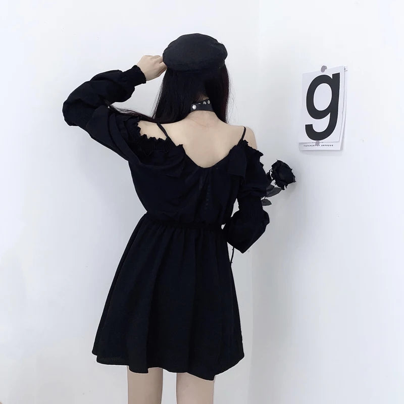 VILZSTUDIOS Black Solid Gothic Mini Dress