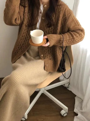 VILZSTUDIOS Loose Twist Knitted Cardigan