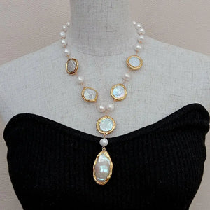VILZSTUDIOS Natural White Round Coin Necklace