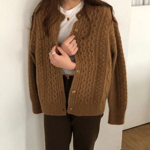 VILZSTUDIOS Loose Twist Knitted Cardigan