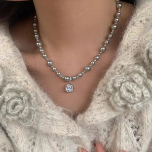 VILZSTUDIOS Girl Gift Elegant Pearl Choker Necklace