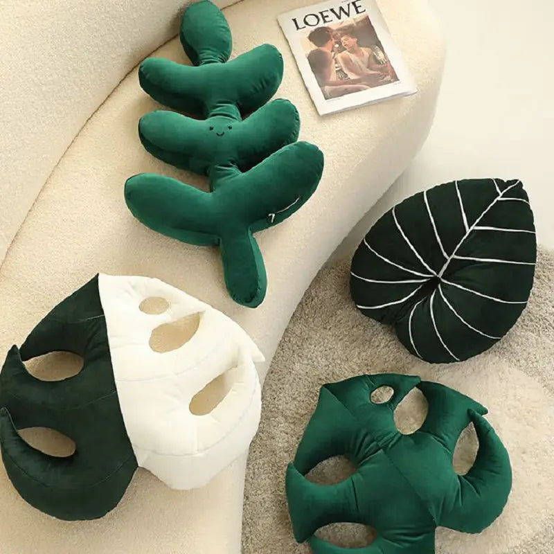 VILZSTUDIOS Green Leaf Plush Cushions