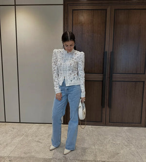 VILZSTUDIOS Elegant Lace Flower Long Sleeve Blouse