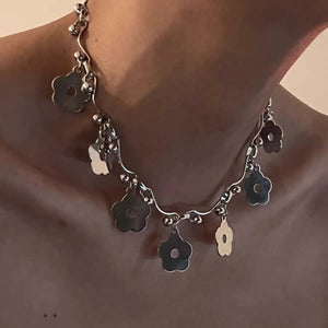 VILZSTUDIOS Geometric Punk Flower Pendant Necklace