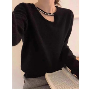 VILZSTUDIOS Elegant Asymmetrical Neck Knitted Sweater