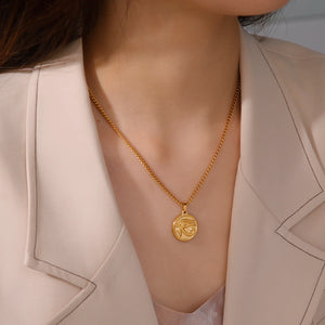 VILZSTUDIOS The Eye Of Horus Pendant Necklace