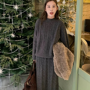 VILZSTUDIOS Cozy Wool Two-Piece Sweater & Skirt Set
