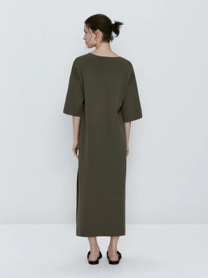 VILZSTUDIOS Casual Knitted Midi Dress with Slit