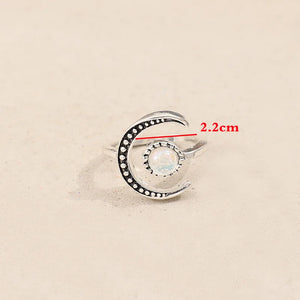 VILZSTUDIOS Bohemian Moonstone Carving Silver Ring
