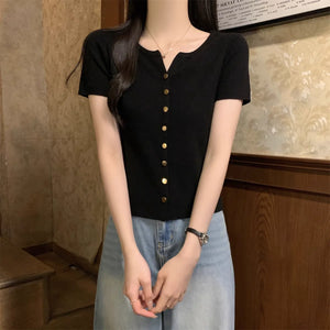 VILZSTUDIOS Basic Knitted Button Blouse