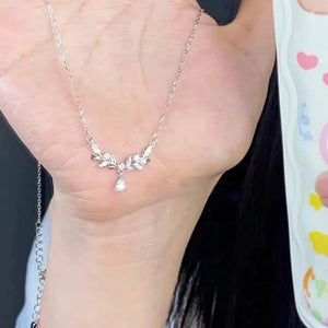 VILZSTUDIOS Elegant Water Drop Pendant Necklace