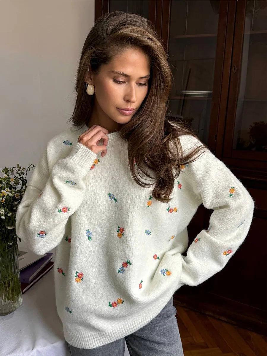 VILZSTUDIOS Embroidered Floral Knitted Sweater