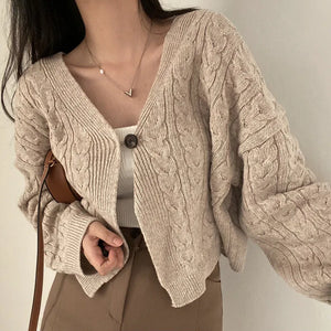 VILZSTUDIOS Retro Twist Knit Cropped Cardigan