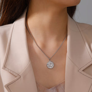 VILZSTUDIOS The Eye Of Horus Pendant Necklace