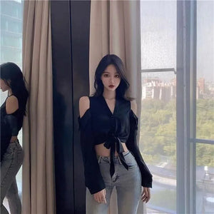 VILZSTUDIOS Chic Hollow Out Off-Shoulder Cropped Shirt