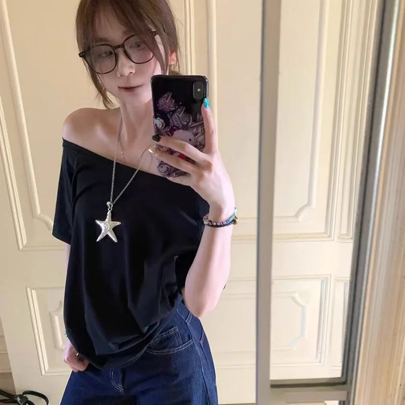 VILZSTUDIOS Basic Casual Off Shoulder T-Shirt