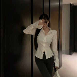 VILZSTUDIOS Slim Bell Sleeve Shirt
