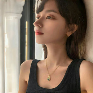 VILZSTUDIOS Black & White Double-sided Heart-shaped Pendant Necklace