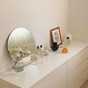 VILZSTUDIOS Round Make Up Mirror With Wooden Base