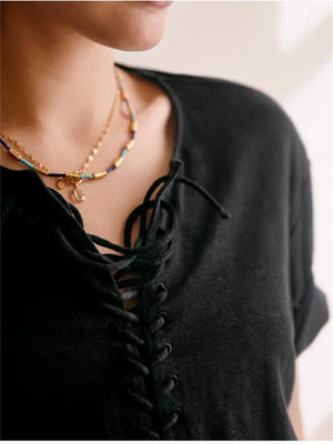 VILZSTUDIOS Lace-Up Solid Color T-Shirt