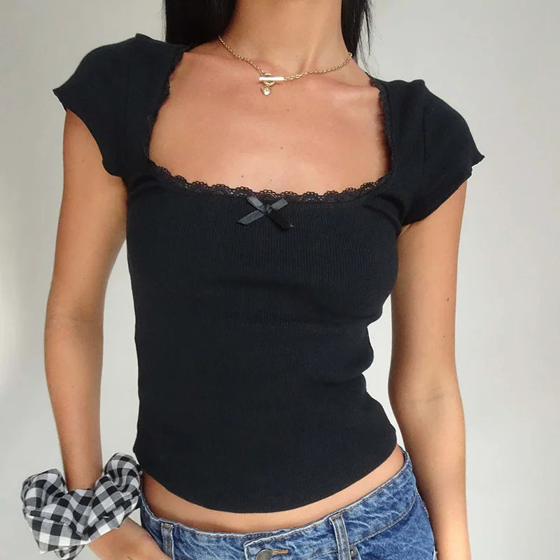 VILZSTUDIOS Vintage Lace Trim Knitted Square Crop Top