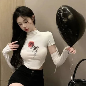 VILZSTUDIOS Rose Print Turtleneck Crop Top
