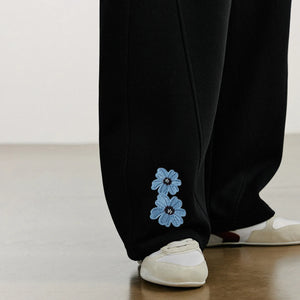 VILZSTUDIOS Green Velvet Embroidered Drawstring Sweatpants