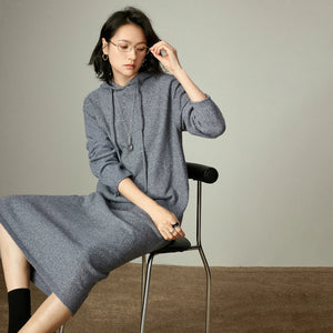 VILZSTUDIOS Cozy Hooded Midi Dress
