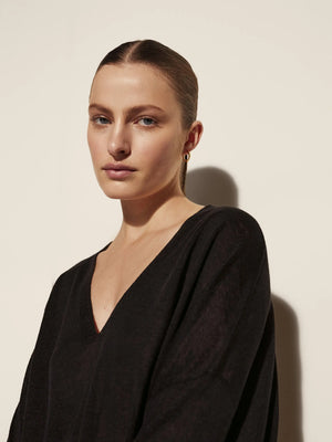 VILZSTUDIOS Linen Knit V-Neck Light Sweater