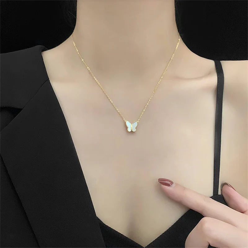 VILZSTUDIOS Acrylic Butterfly Pendant Necklace
