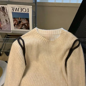 VILZSTUDIOS Soft Knitted Hollow Out Sweater