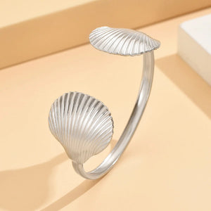 VILZSTUDIOS Chic Waterproof Stainless Steel Shell Bracelet