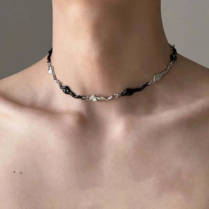 VILZSTUDIOS Irregular Wave Necklace Punk Black White