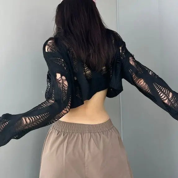 VILZSTUDIOS Black Vintage Crop Sweater