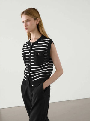 VILZSTUDIOS Classic Striped Round Neck Knit Vest