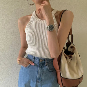 VILZSTUDIOS Chic Round Neck Knitted Halter Top