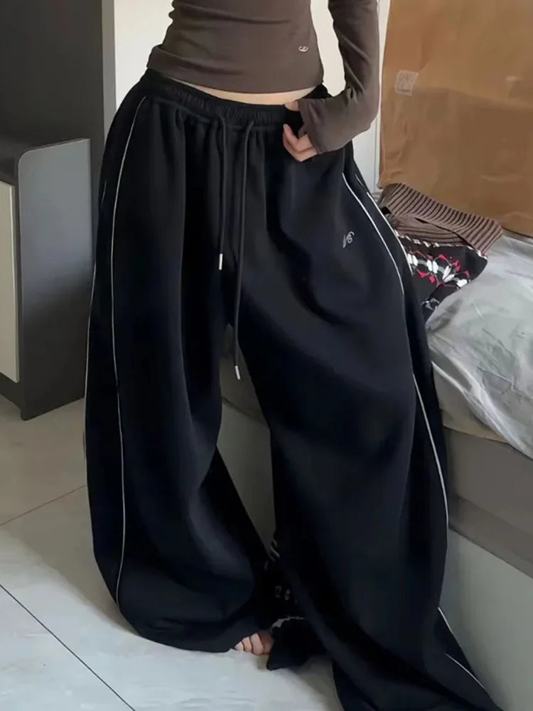 VILZSTUDIOS Chic Striped Oversized Parachute Pants