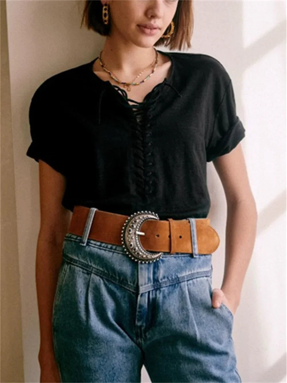VILZSTUDIOS Lace-Up Solid Color T-Shirt