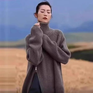 VILZSTUDIOS Cozy High Neck Sweater
