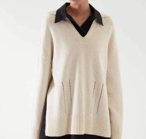 VILZSTUDIOS Casual V-Neck Sweater