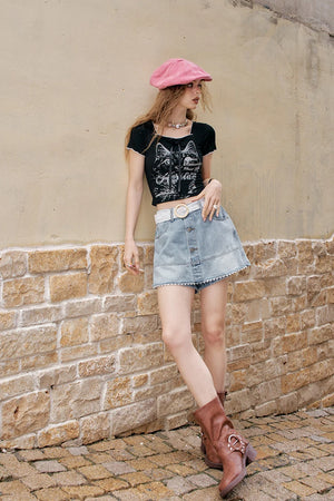 VILZSTUDIOS Chic Cat Print Square Neck Cropped T-Shirt