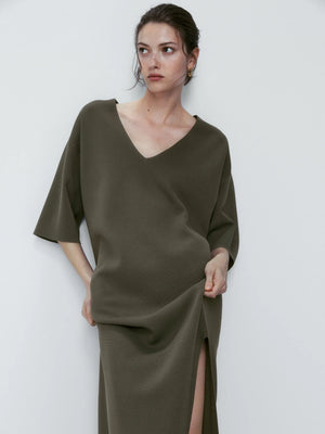 VILZSTUDIOS Casual Knitted Midi Dress with Slit