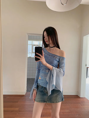 VILZSTUDIOS Blue Mesh Graphic Flare Sleeve Top