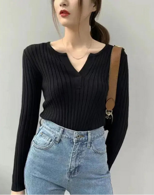 VILZSTUDIOS Knitted V-neck Sweater