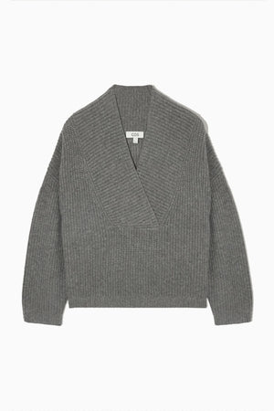 VILZSTUDIOS Chic Woolen V-Neck Sweater