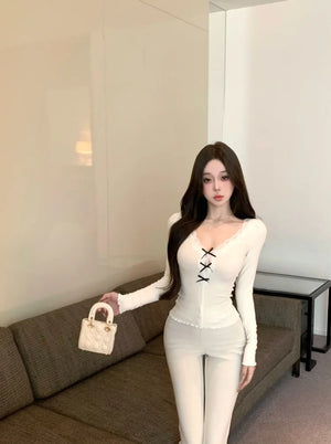 VILZSTUDIOS Sexy Bow Tie V-Neck Long Sleeve T-Shirt