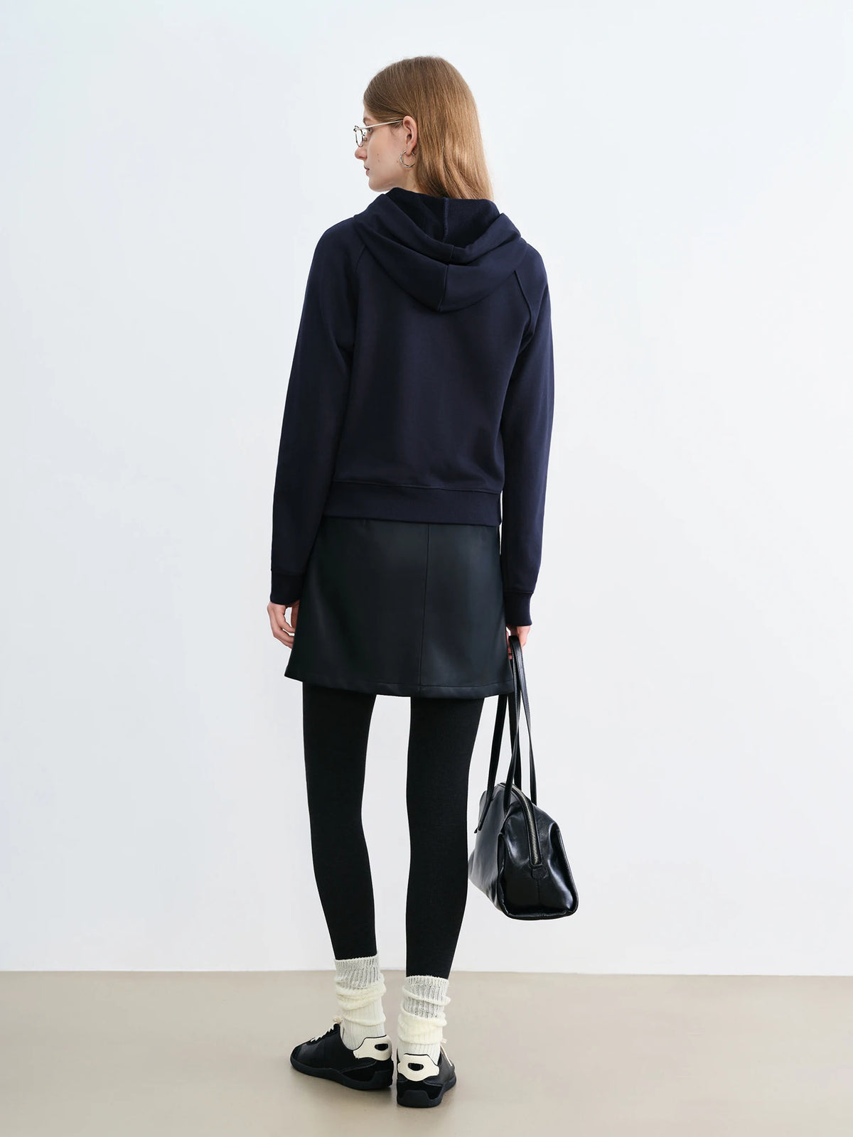 VILZSTUDIOS Solid Color Relaxed Fit Hoodie