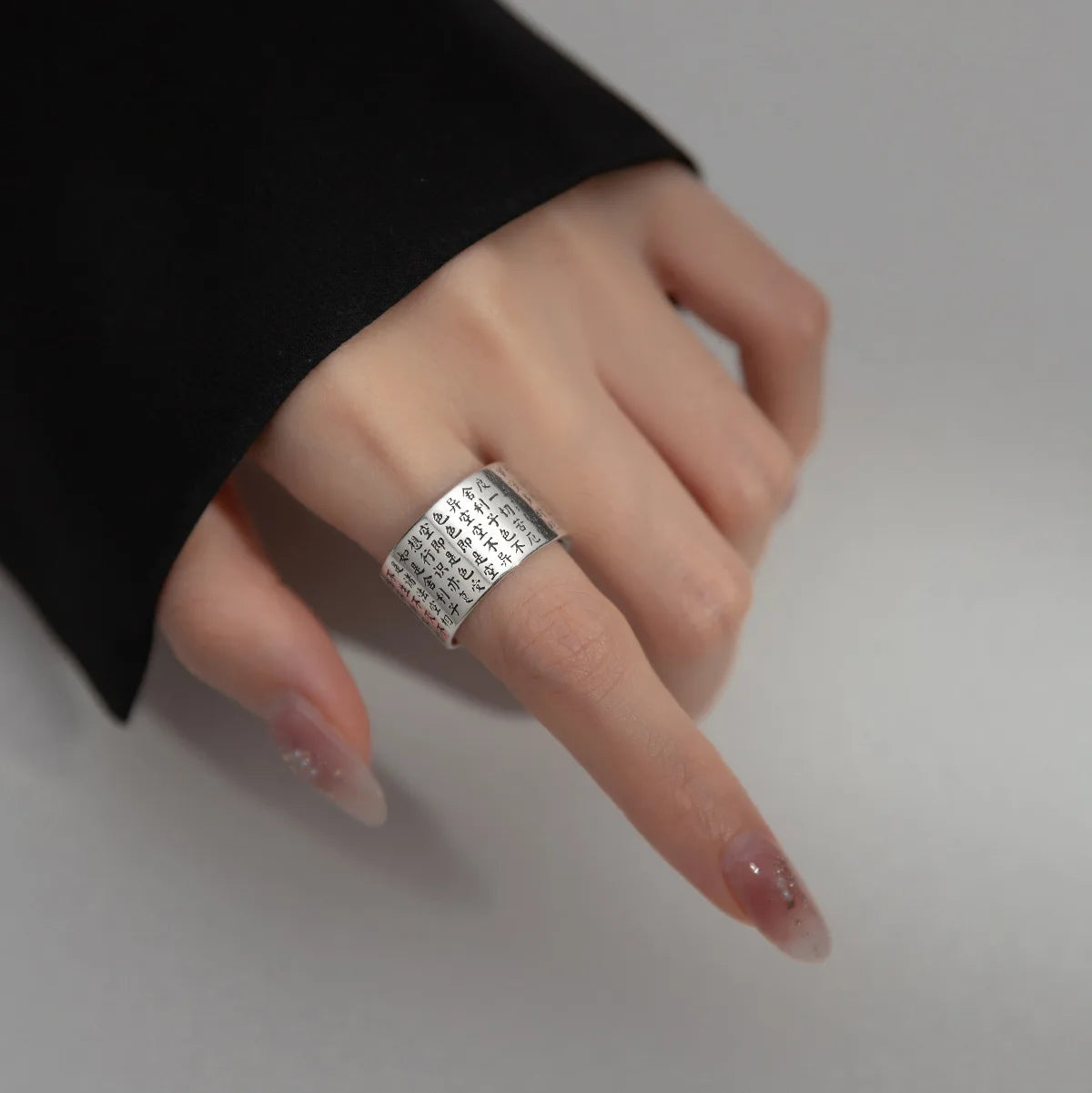 VILZSTUDIOS Chinese Scripture Wide Finger Ring