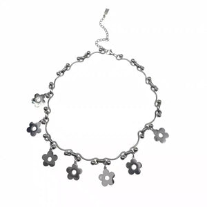VILZSTUDIOS Punk Flower Pendant Necklace